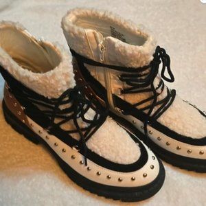Shoe Dazzle Bethy Faux Fur Studded Boots NIB Sz 8.5M